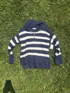 Sonoma Navy and Cream Zip-Up Ribbed Sweater